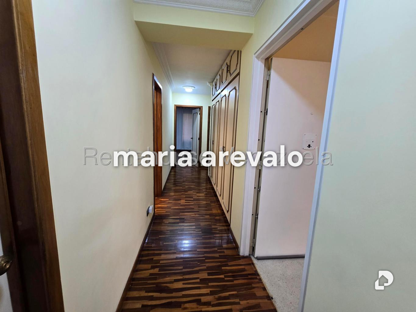 Apartamento en El Paraíso, Caracas – 24