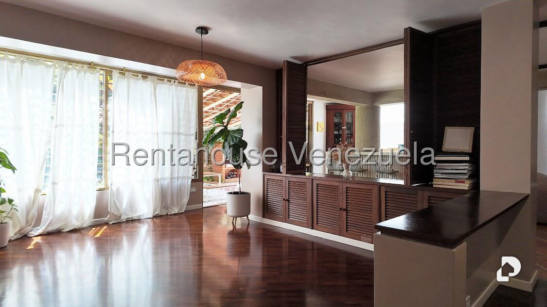 Apartamento en La Boyera, Caracas – 11