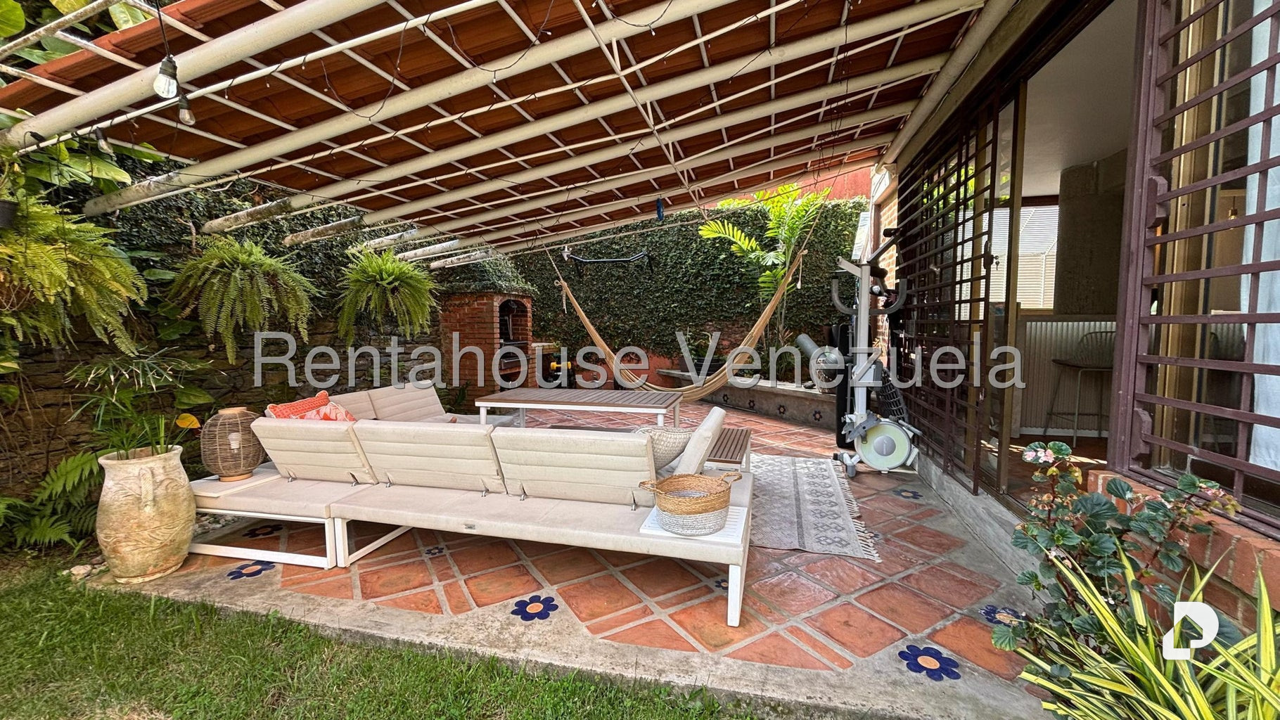 Apartamento en La Boyera, Caracas – 2