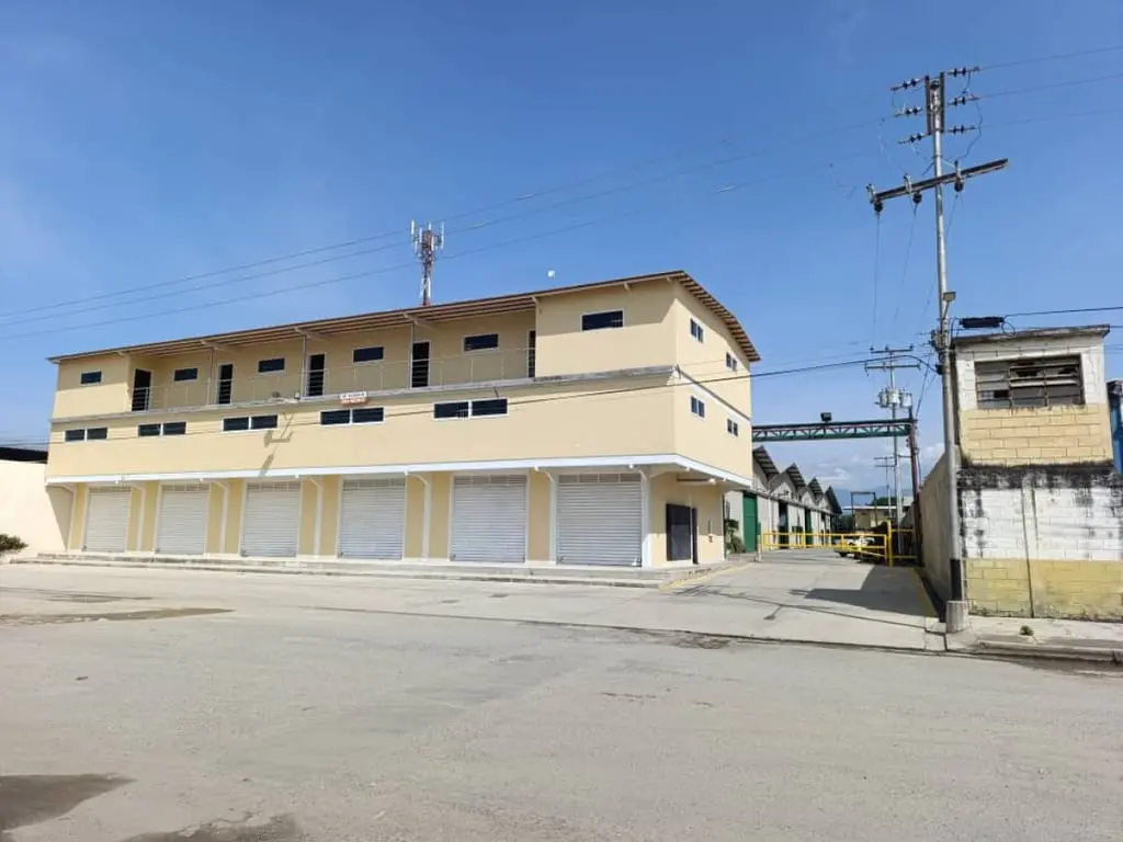 Warehouse in Cagua - 1