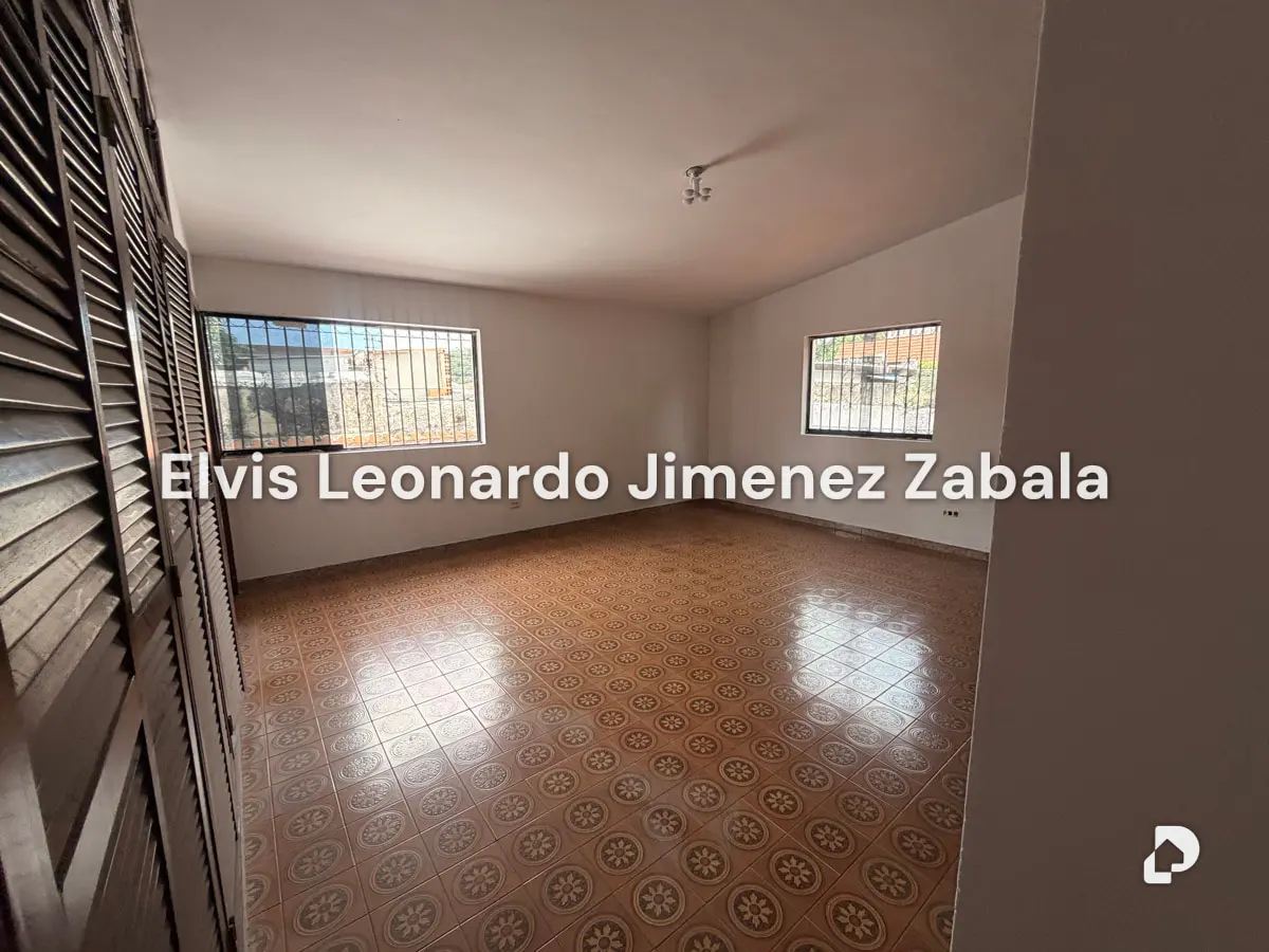 Casa en Parroquia Urbana San José, Valencia – 8