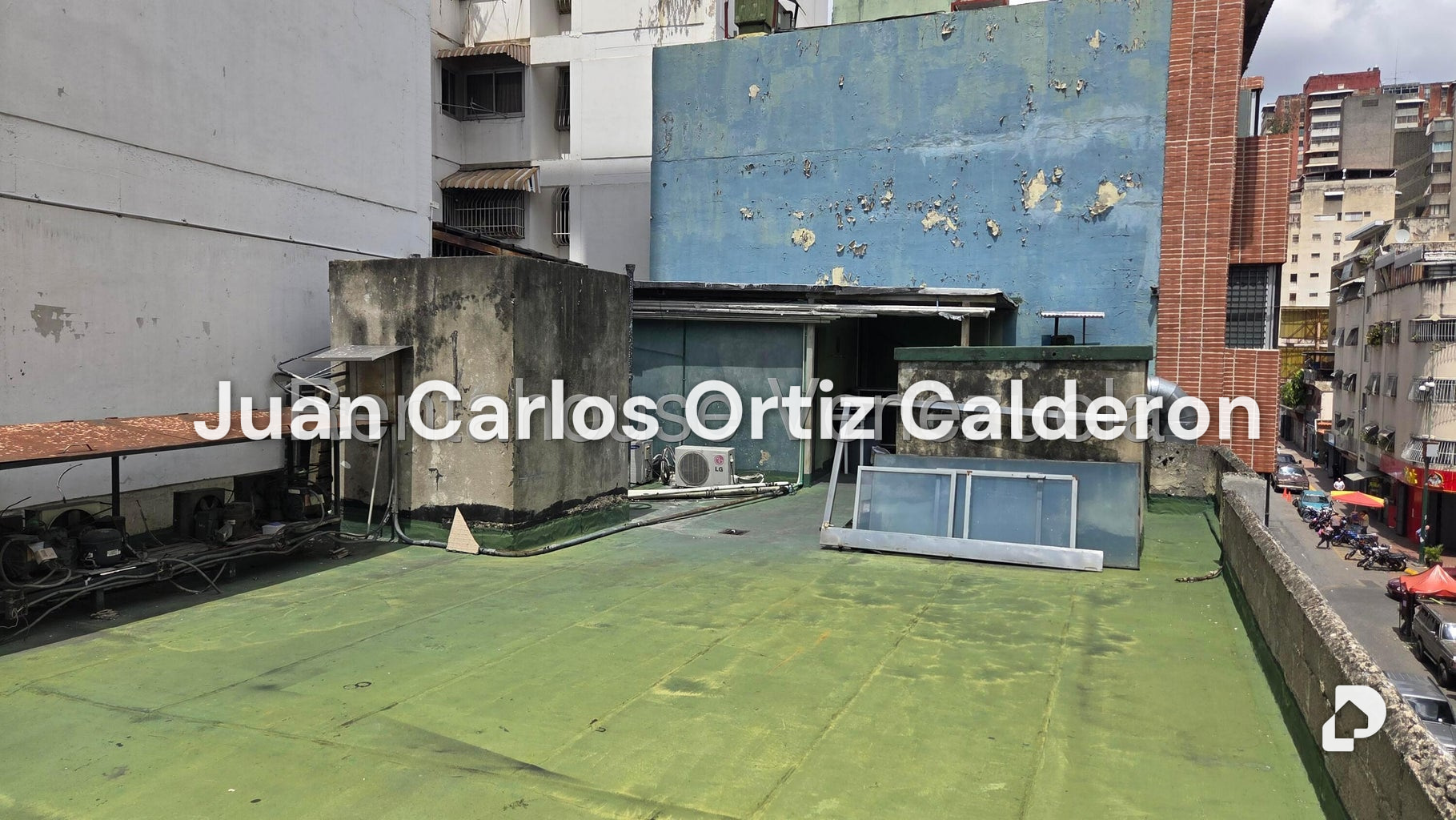 Local comercial en Parroquia La Candelaria, Caracas – 11