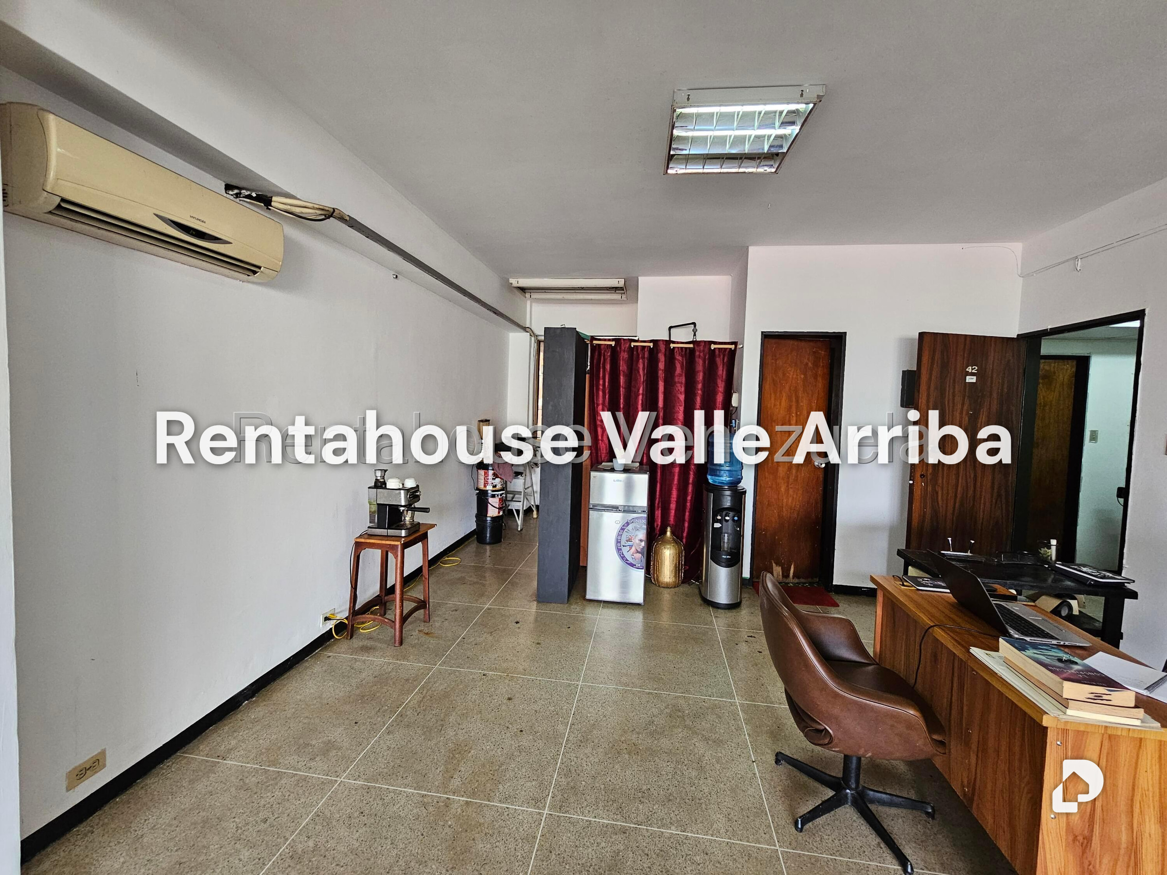 Office in Parroquia Catedral, Caracas – 9