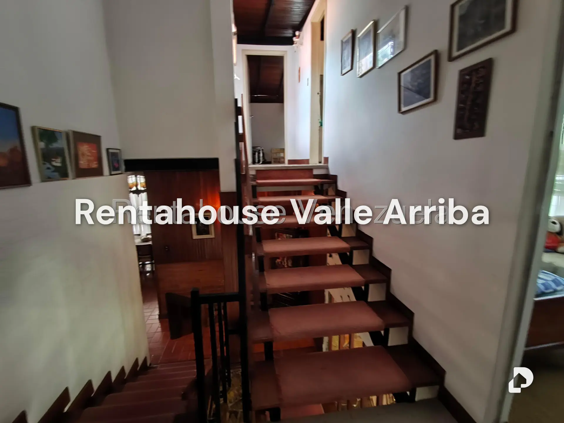 Casa en Prados del Este, Caracas – 29