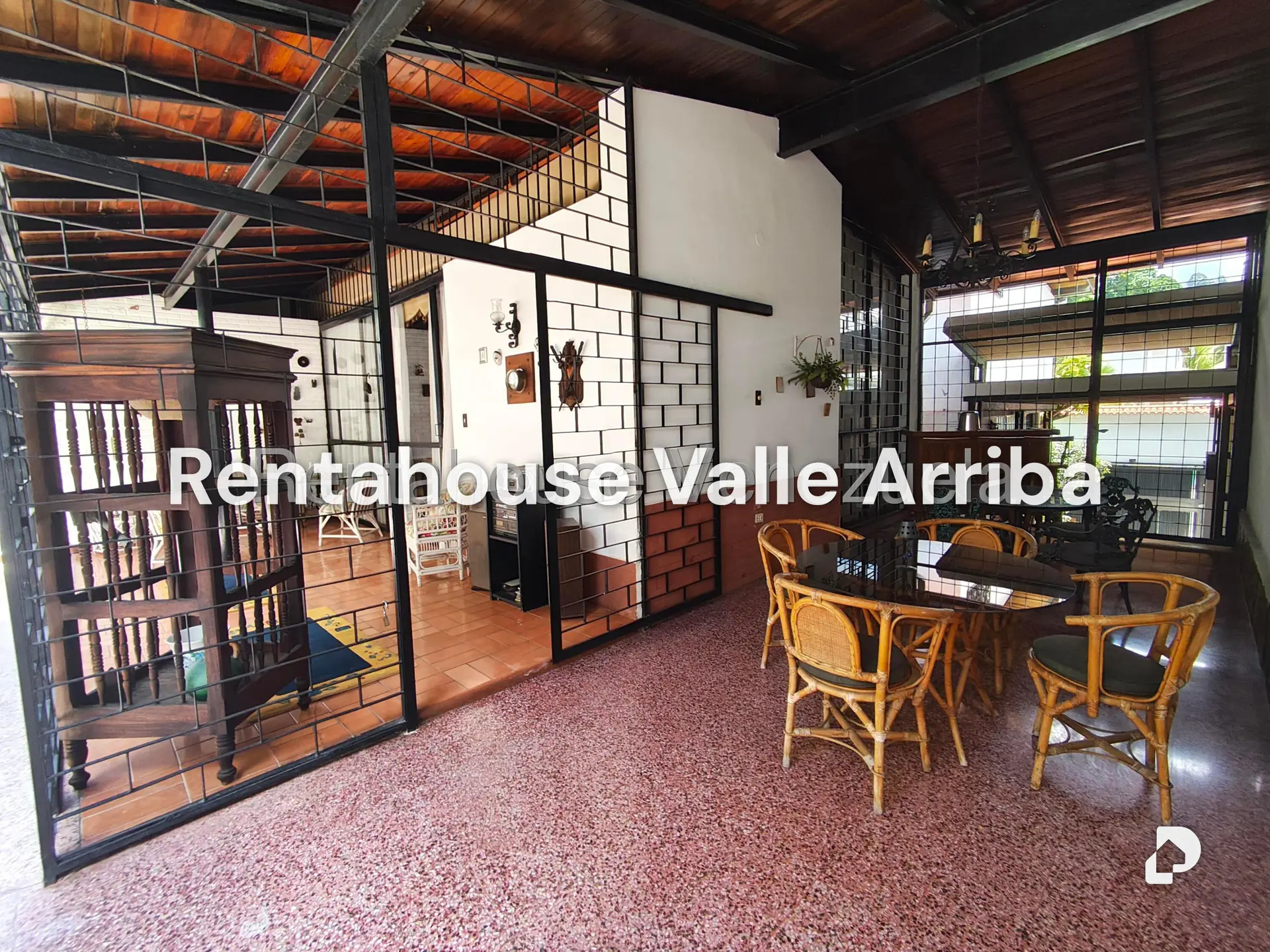 Casa en Prados del Este, Caracas – 17