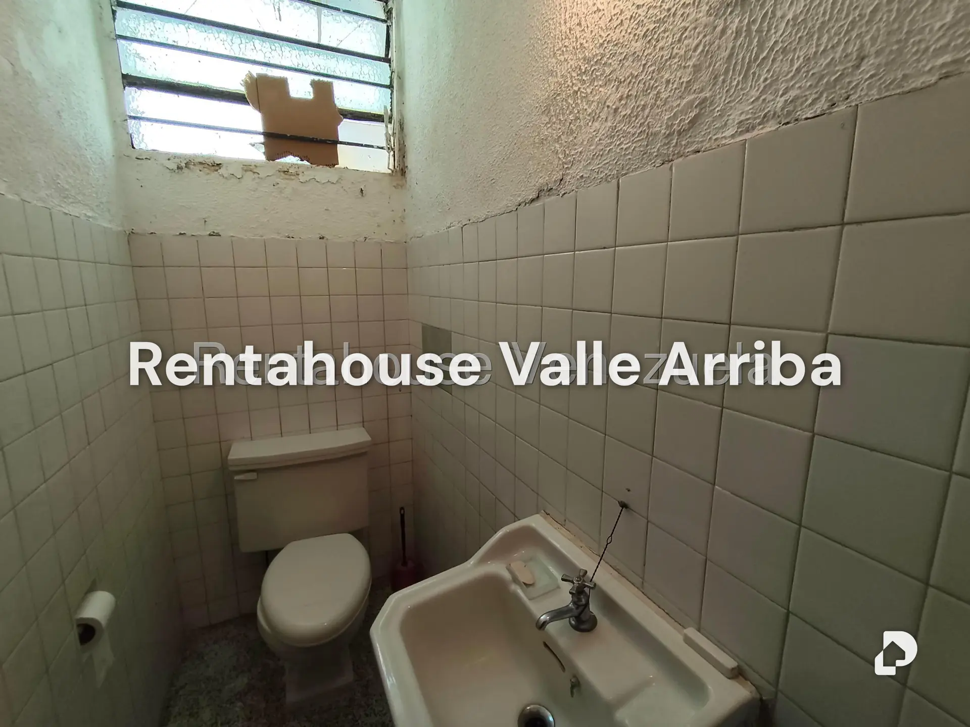 Casa en Prados del Este, Caracas – 23
