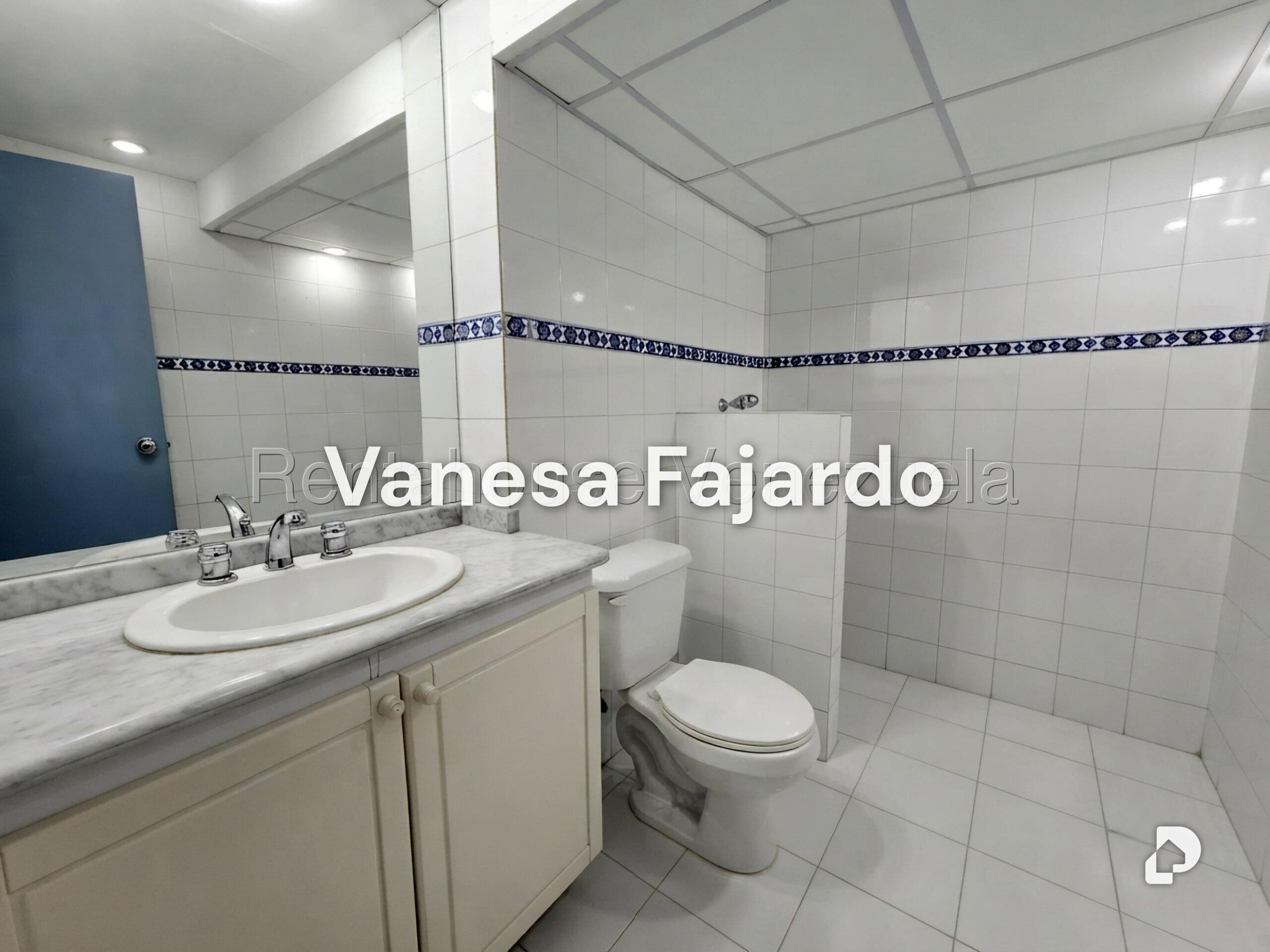 Building in Montecristo, Caracas – 24