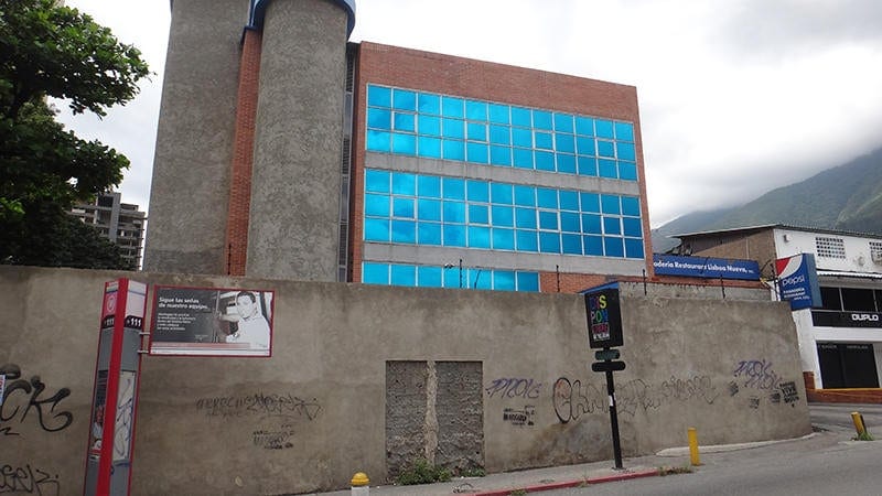Edificio en Los Dos Caminos, Caracas - 1