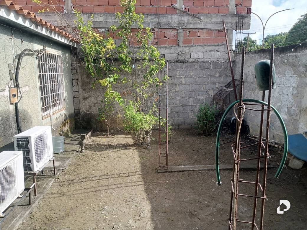 Casa en Urbanización Las Brisas de Cúa, Cúa – 24