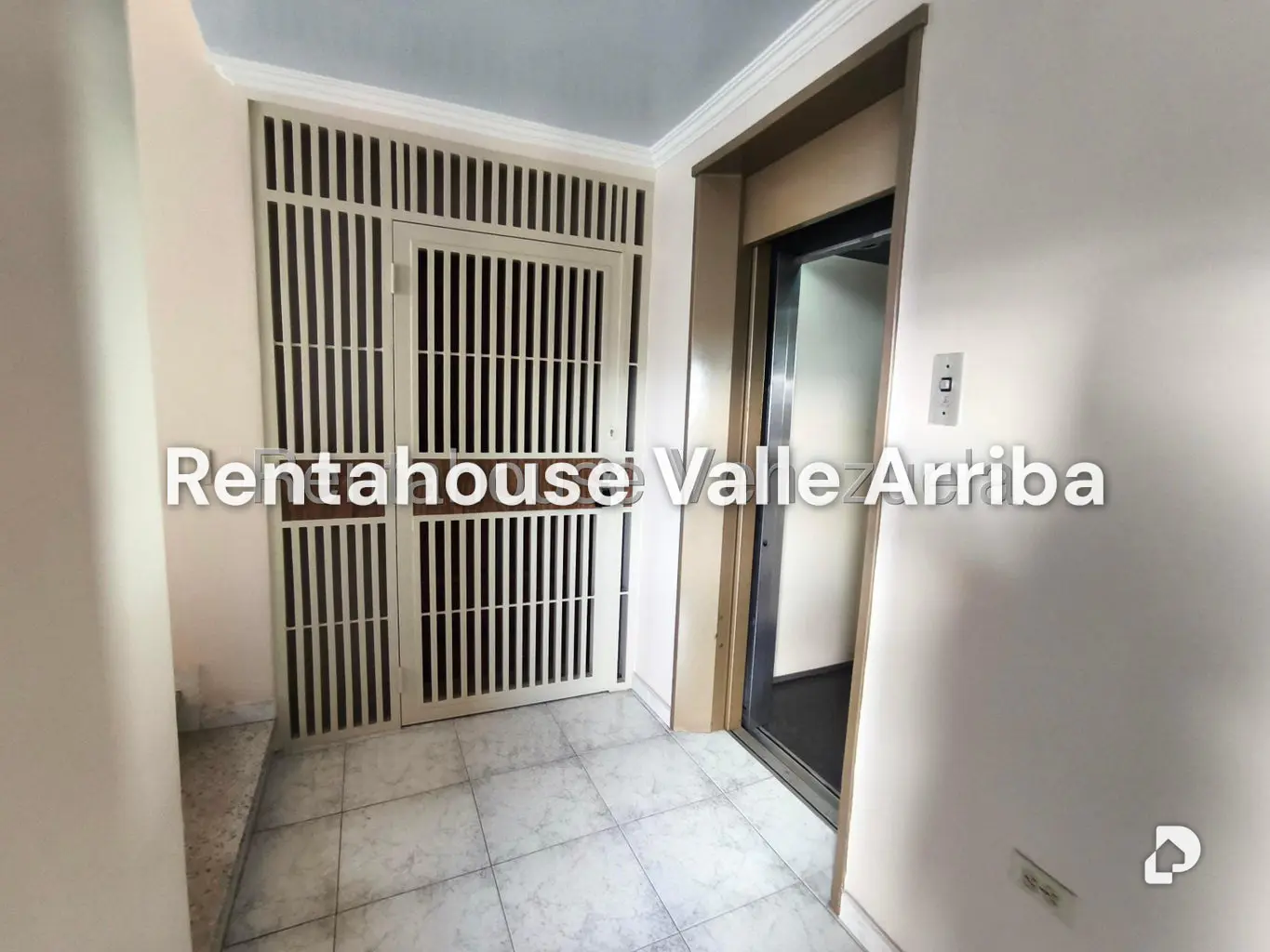 Apartment in Terrazas del Ávila, Caracas – 4