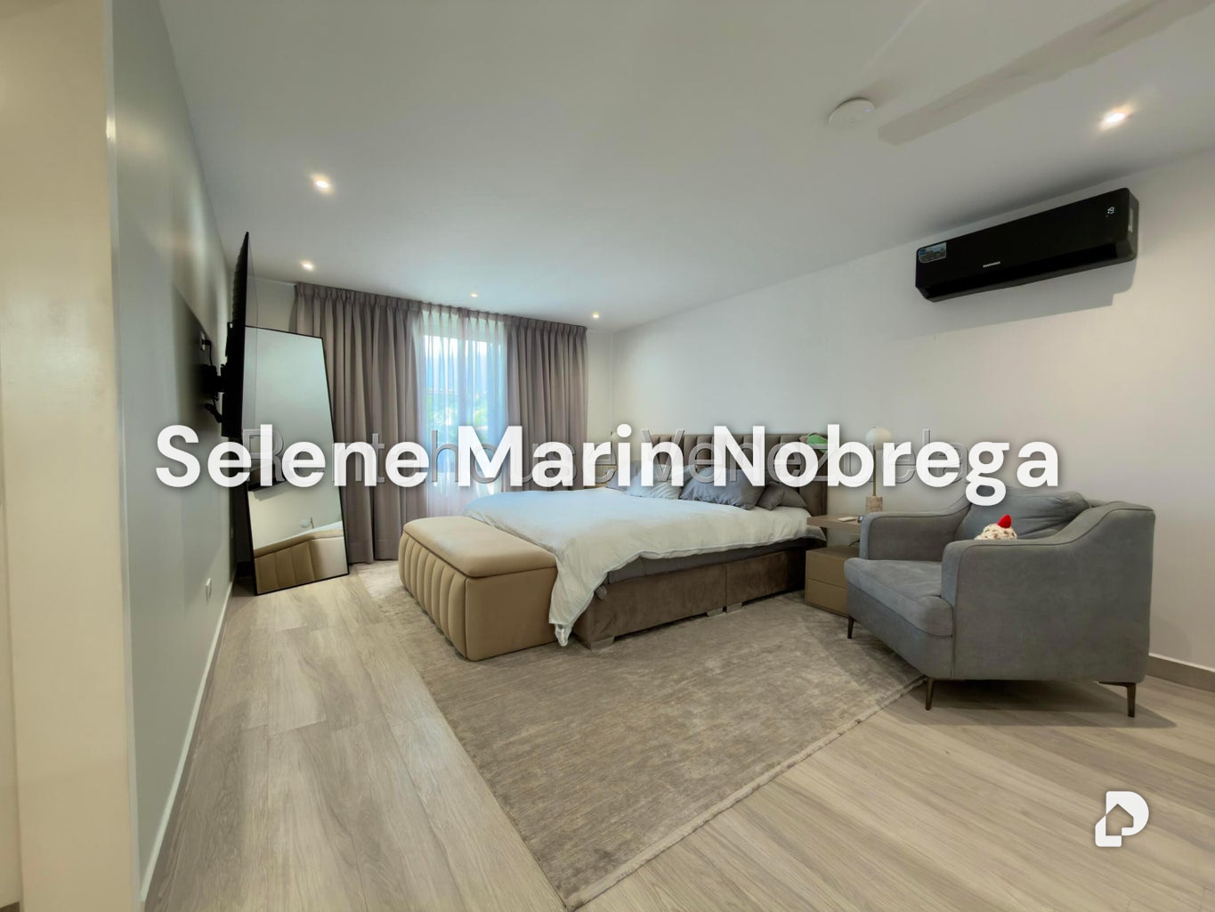 House in El Cafetal, Caracas – 23