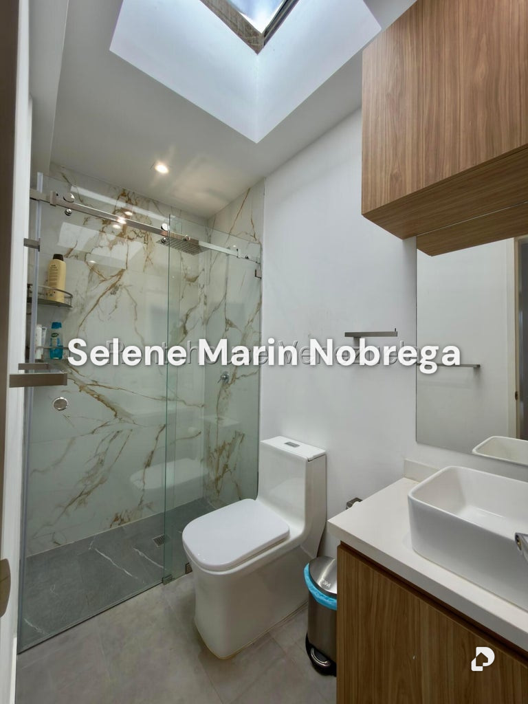 House in El Cafetal, Caracas – 29