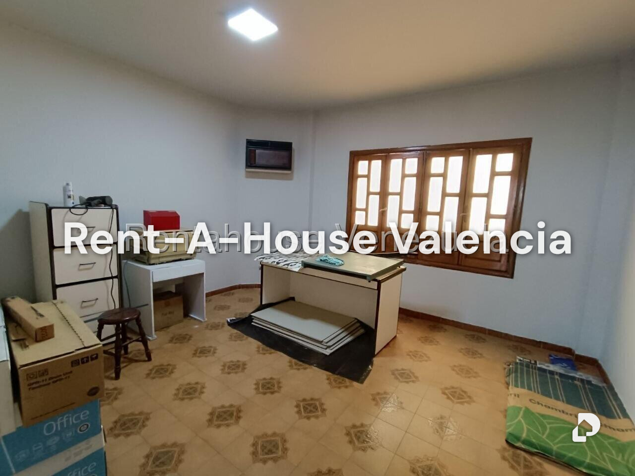 Casa en La Viña, Valencia