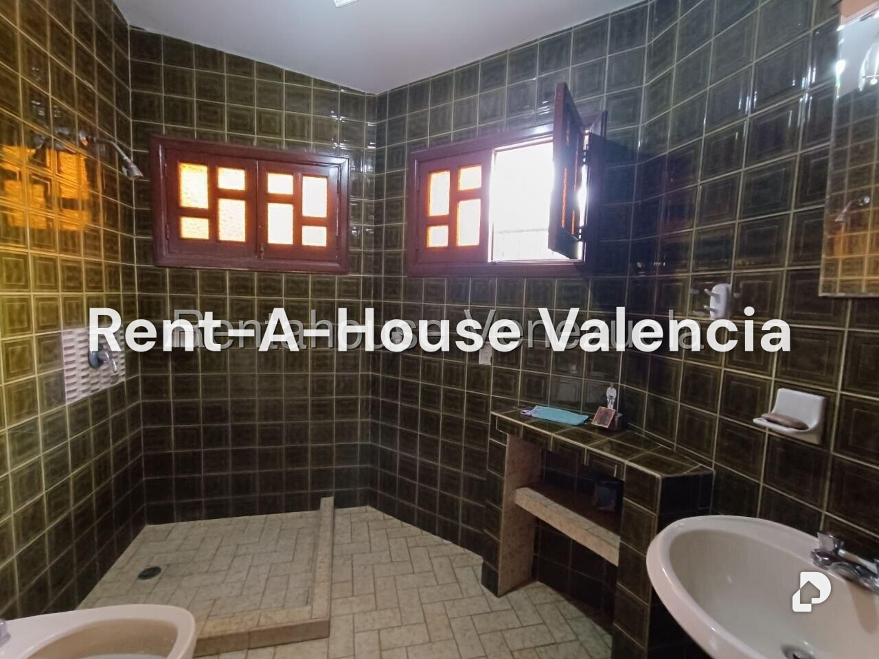 Casa en La Viña, Valencia
