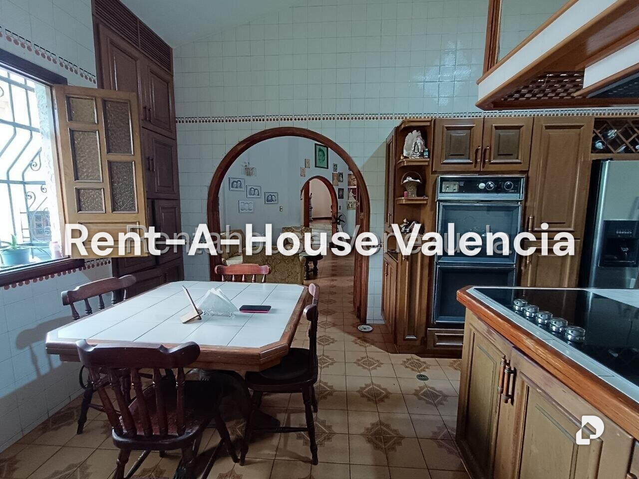Casa en La Viña, Valencia