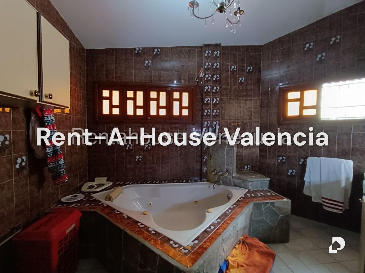 Casa en La Viña, Valencia