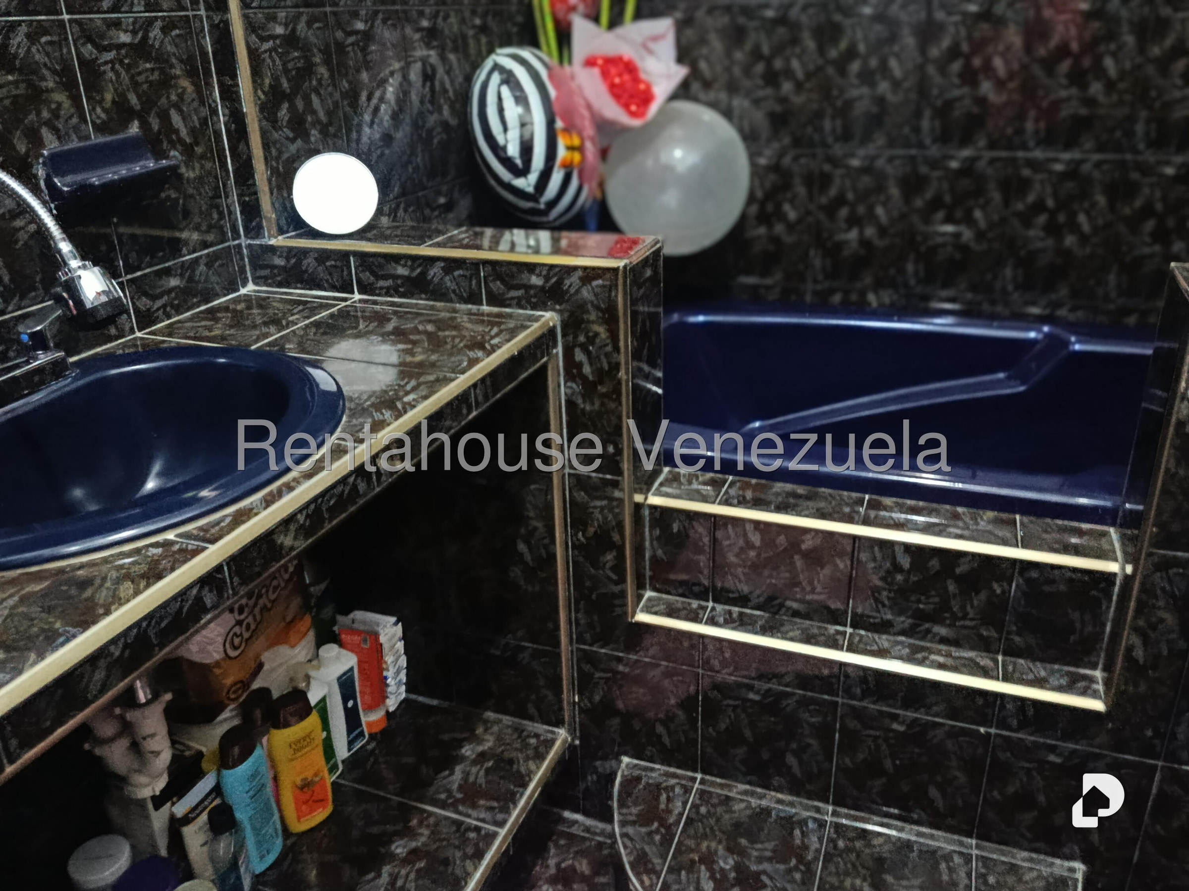 Apartamento en Parroquia Santa Rosalía, Caracas – 18