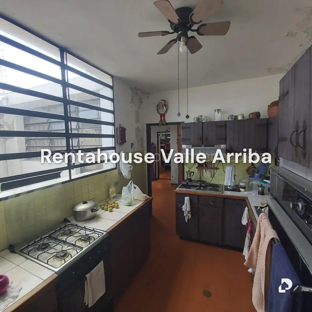 Casa en Sorocaima, Caracas – 26