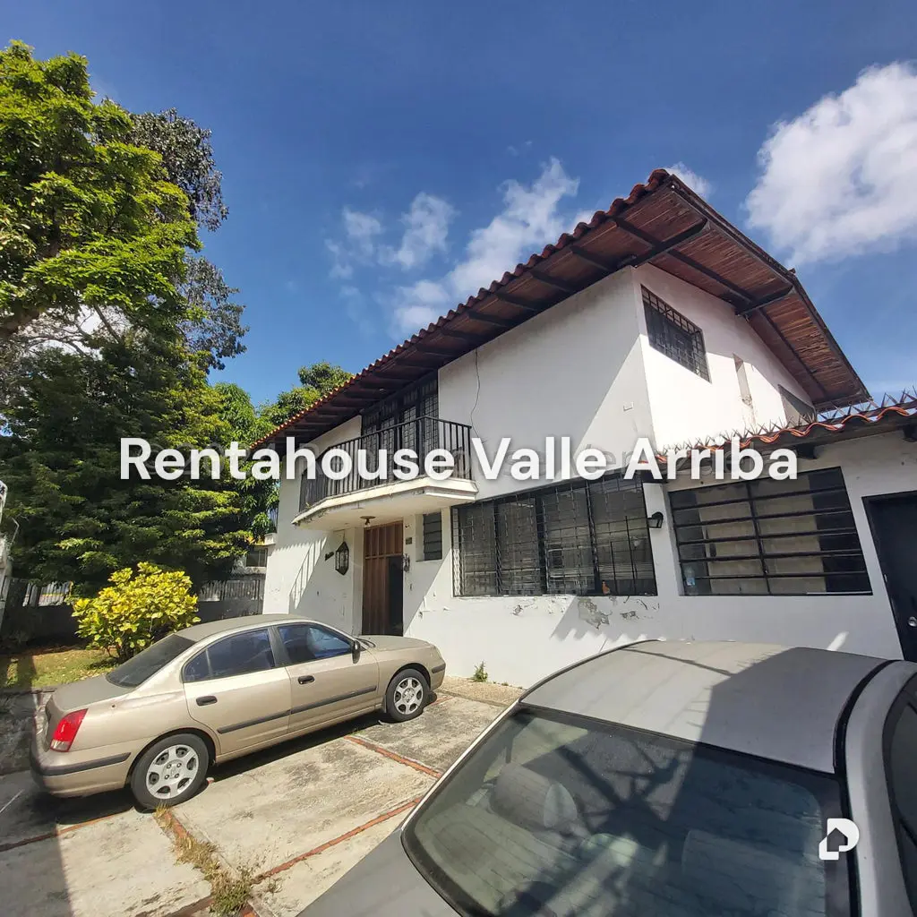 Casa en Sorocaima, Caracas – 2