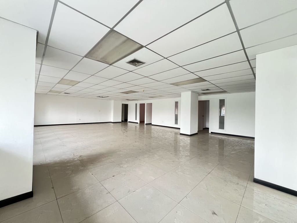 Oficina en Altamira, Caracas - 1