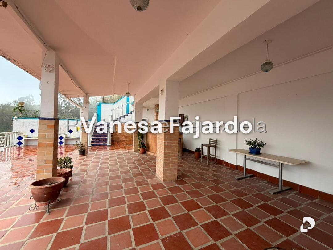 Casa en Club de Campo, San Antonio de Los Altos – 28