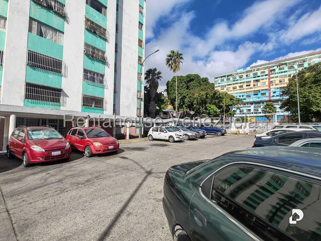 Apartamento en El Valle, Caracas – 2