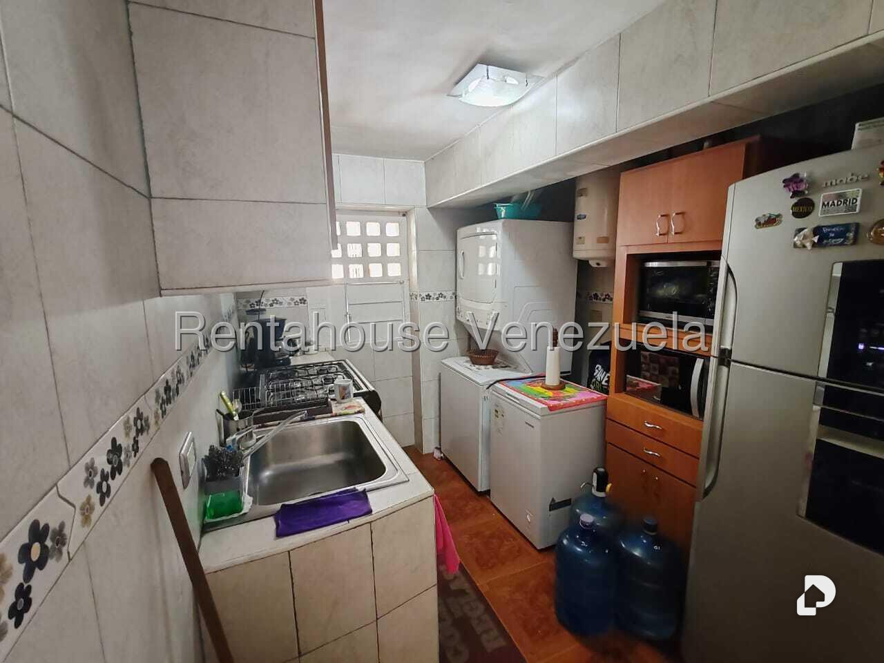 Apartamento en El Valle, Caracas – 12