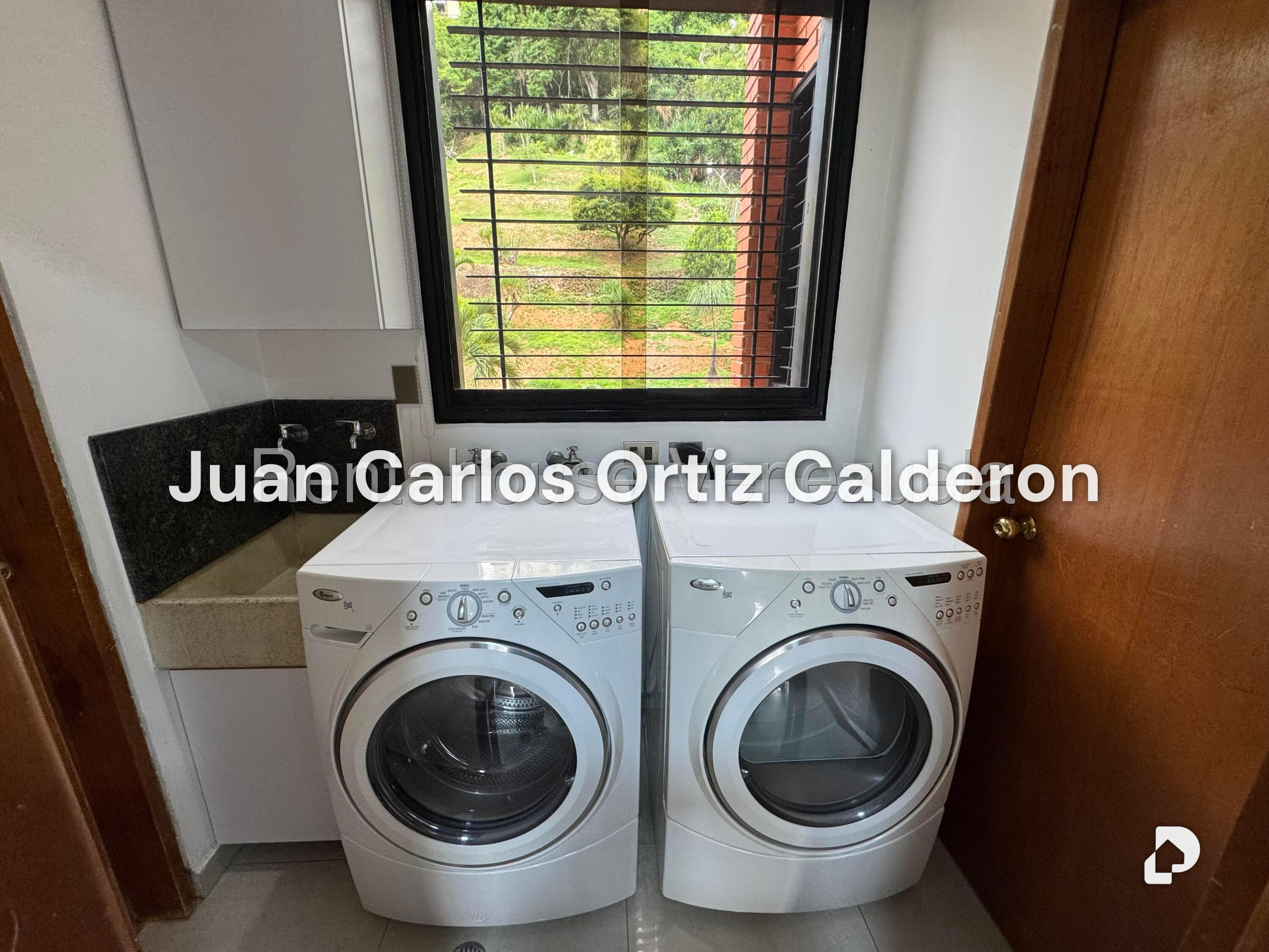 Apartamento en Las Mercedes, Caracas – 28