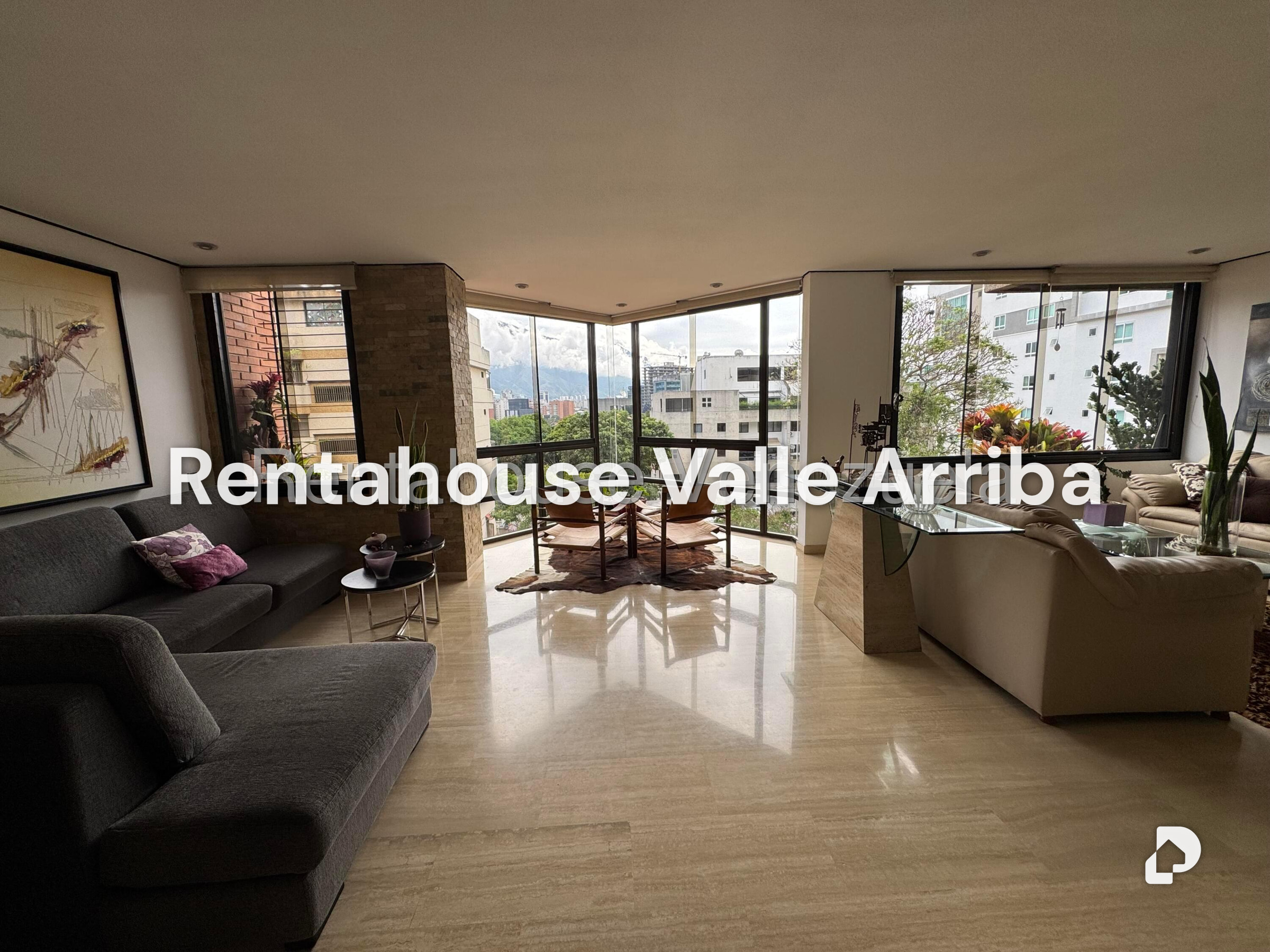Apartment in Las Mercedes, Caracas – 2