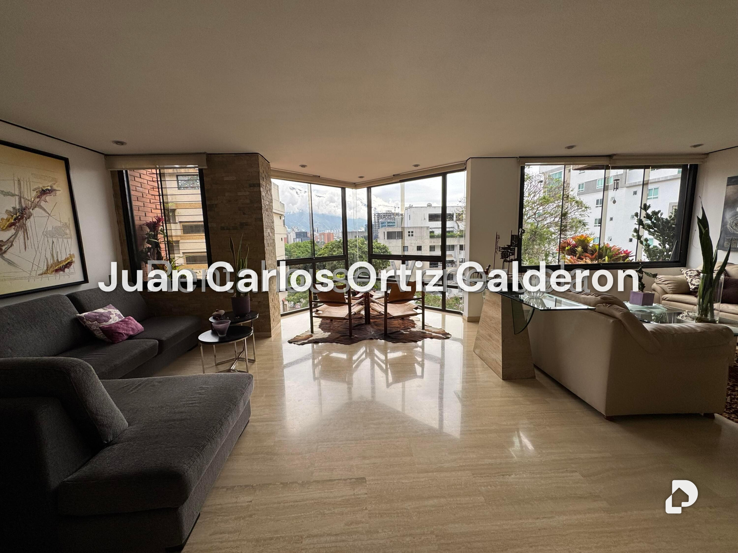 Apartamento en Las Mercedes, Caracas – 2