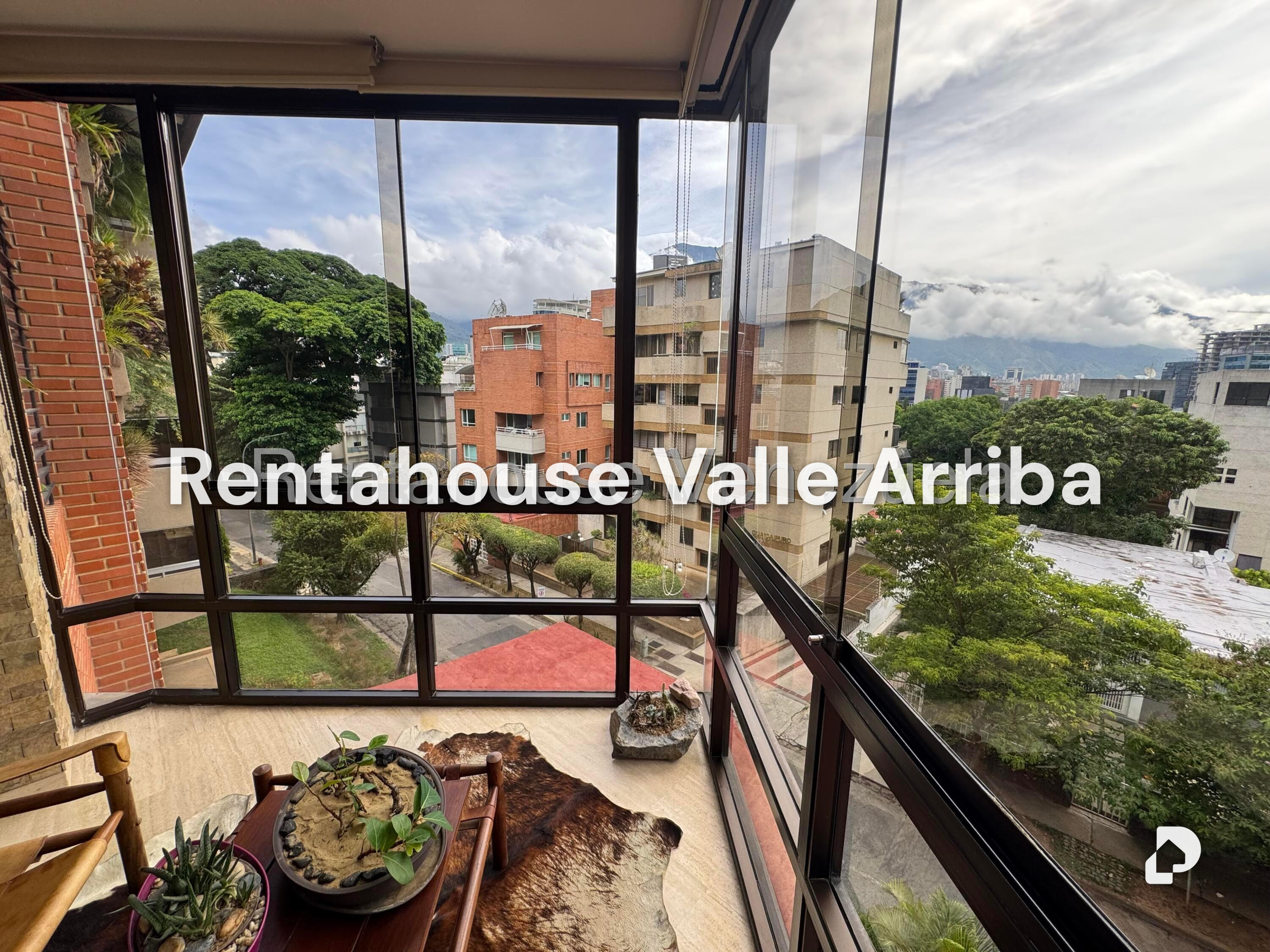Apartment in Las Mercedes, Caracas – 9