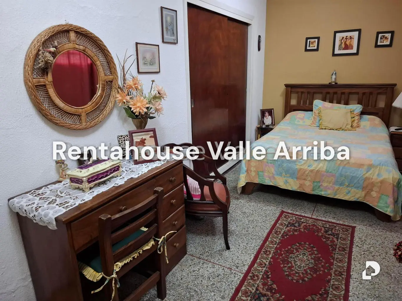 Casa en Campo Claro, Caracas – 24