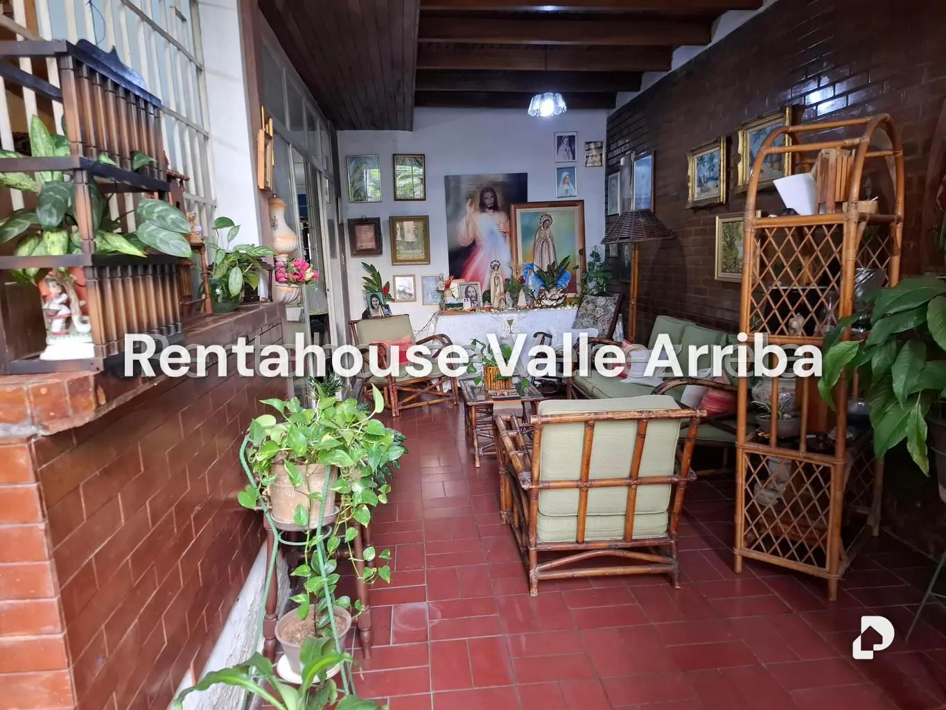 Casa en Campo Claro, Caracas – 13