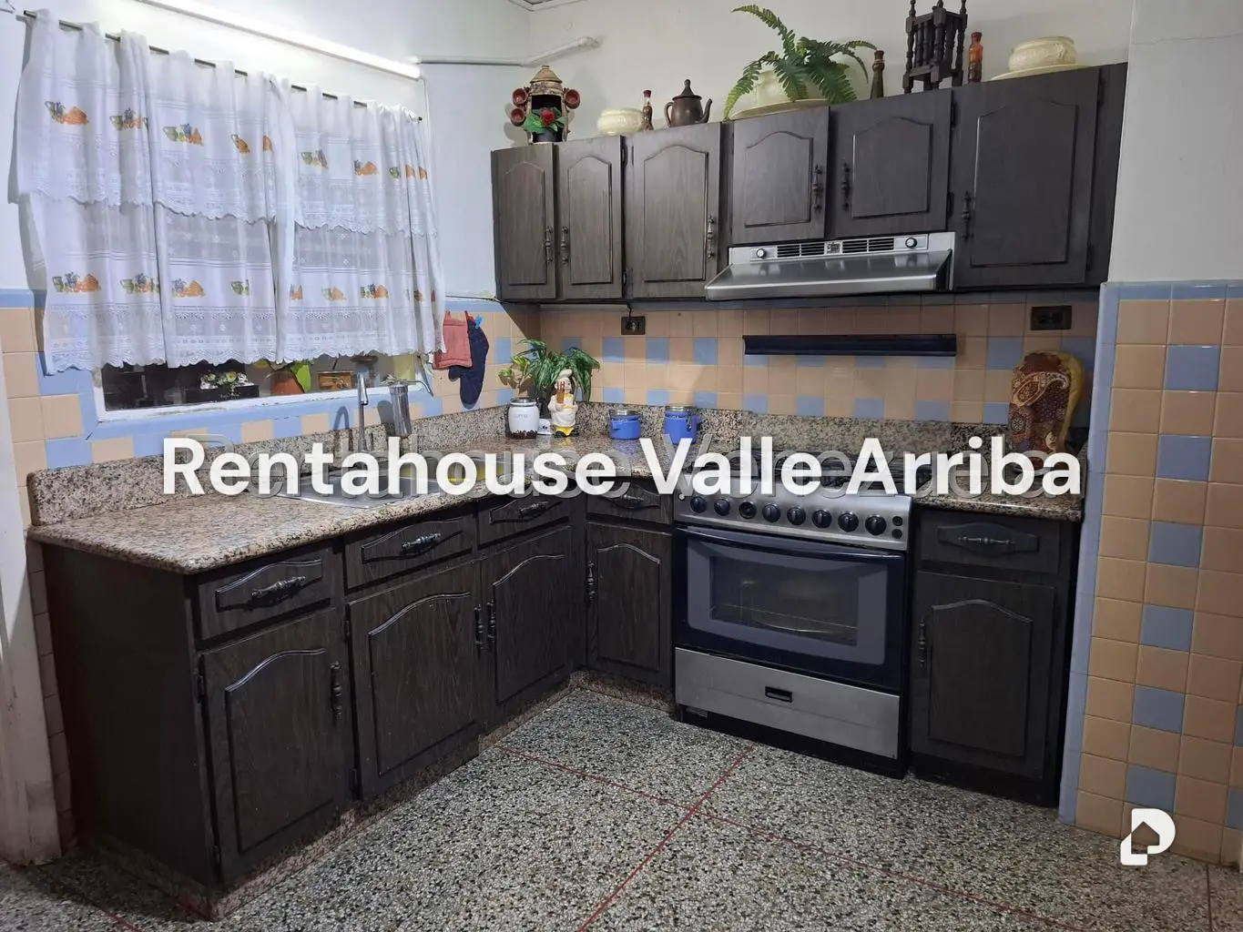 Casa en Campo Claro, Caracas – 20