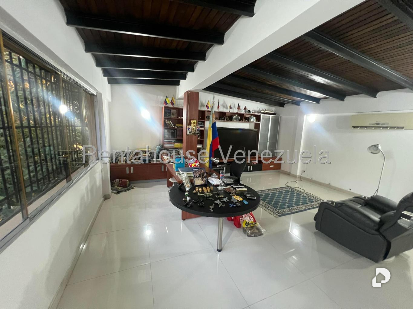 Casa en Los Geranios, Caracas – 8