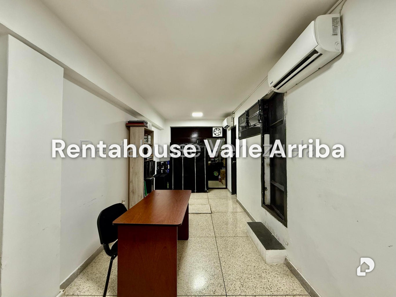 Local comercial en Parroquia Altagracia, Caracas – 16