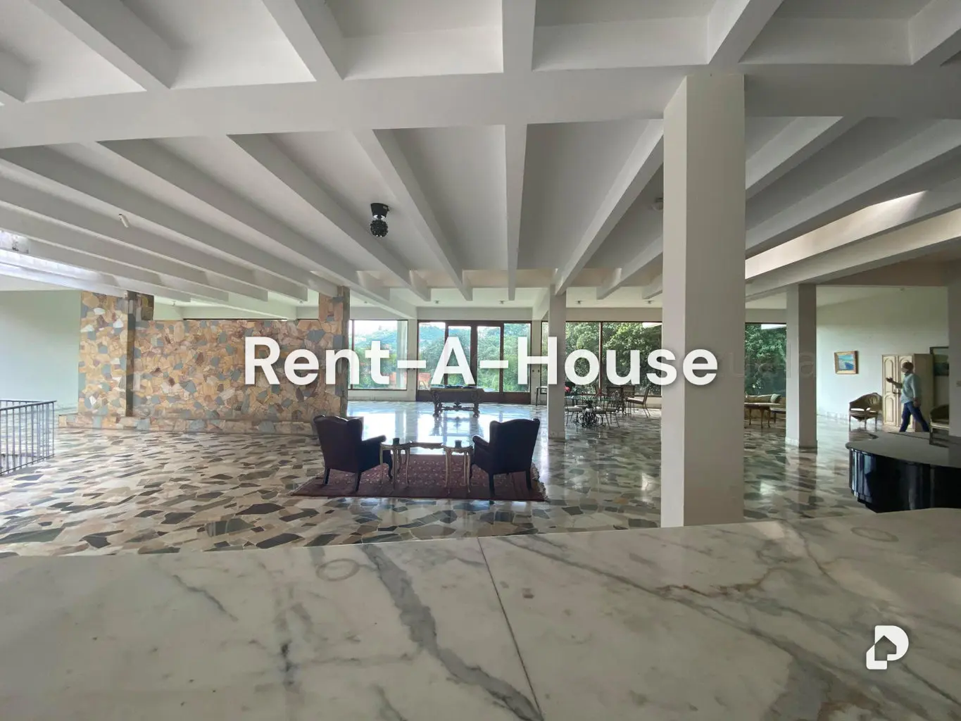 Casa en Valle Arriba, Caracas – 26