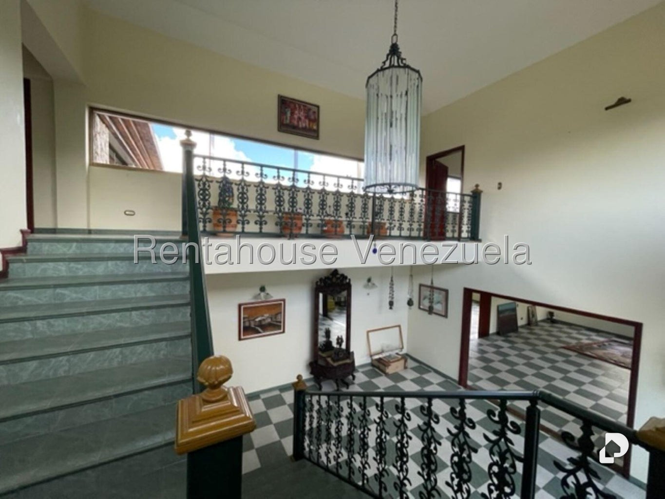 Casa en Avenida Principal Cecilio Acosta, San Diego de Los Altos – 13