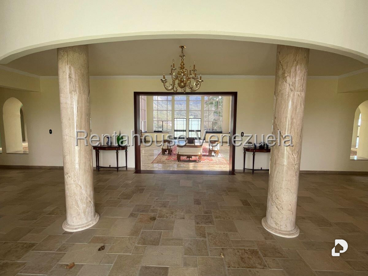 Casa en Avenida Principal Cecilio Acosta, San Diego de Los Altos – 22