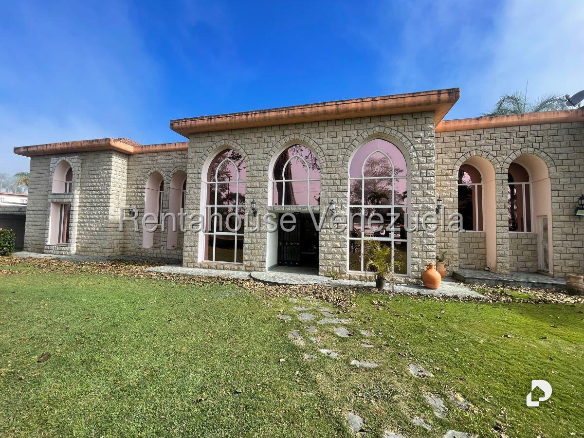 Casa en Avenida Principal Cecilio Acosta, San Diego de Los Altos – 21