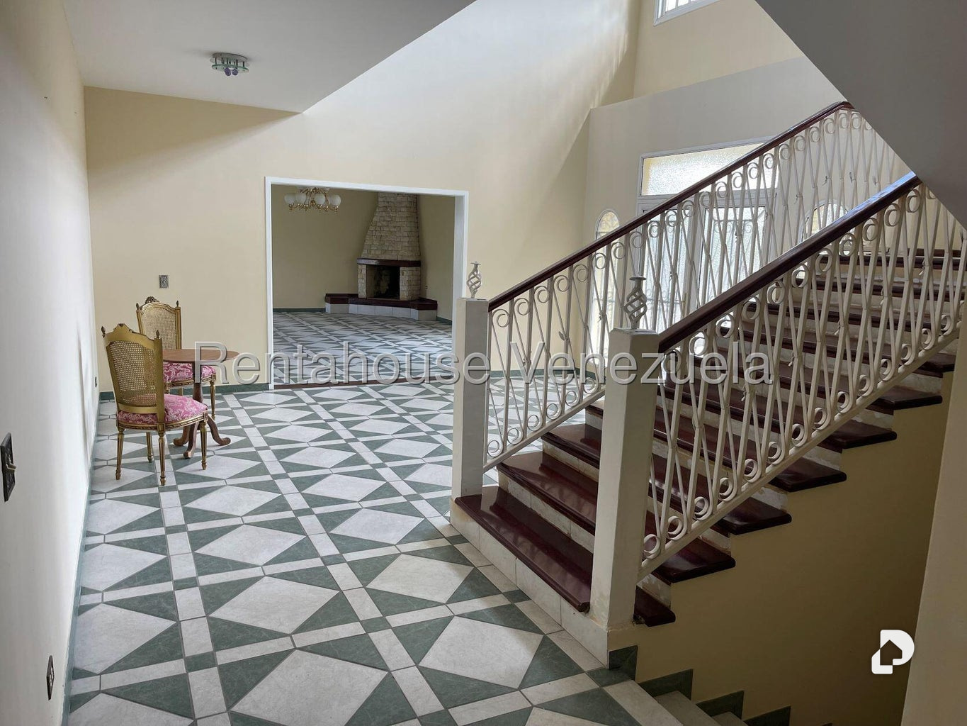 Casa en Avenida Principal Cecilio Acosta, San Diego de Los Altos – 5
