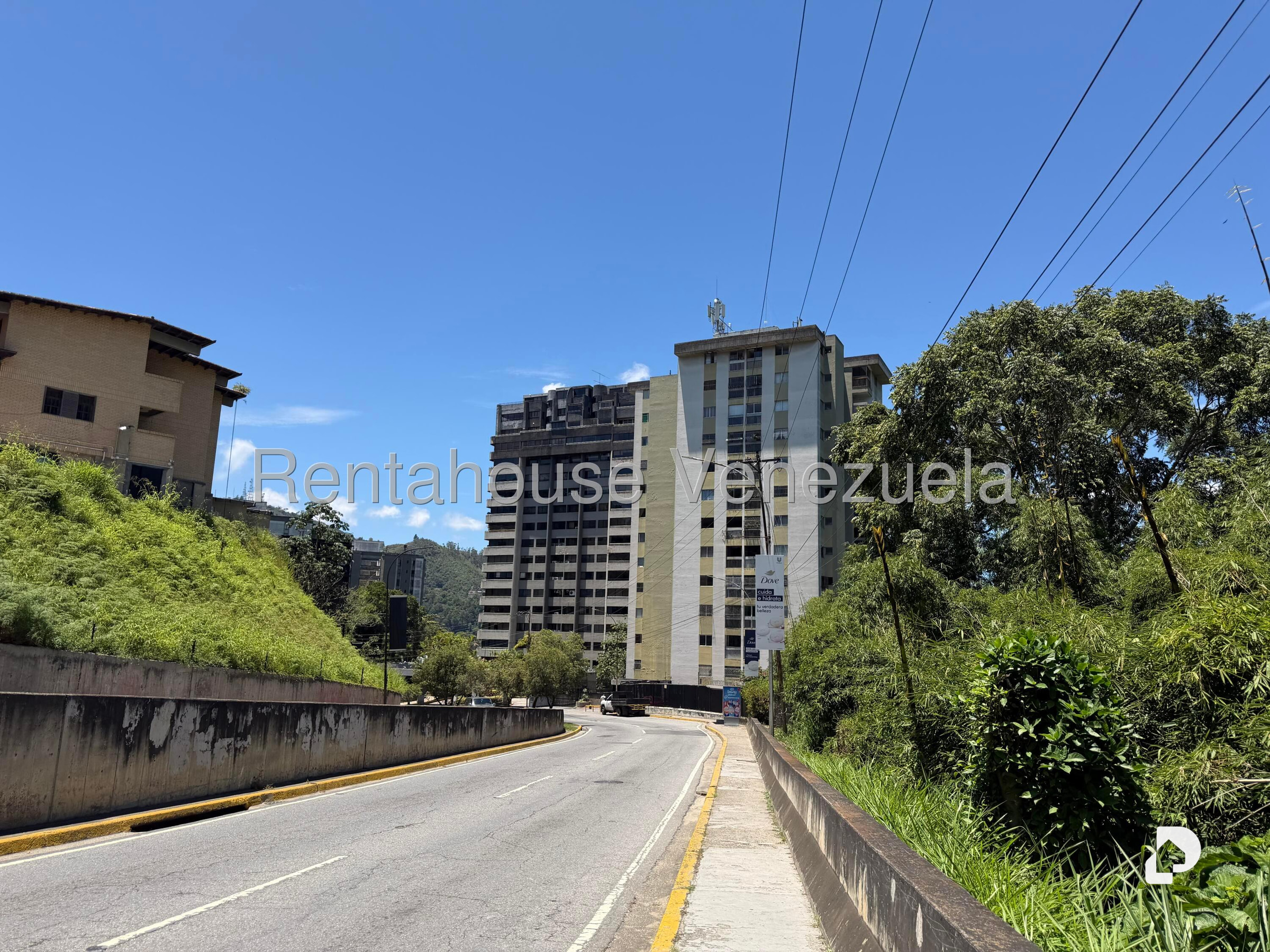 Apartamento en La Boyera, Caracas – 1
