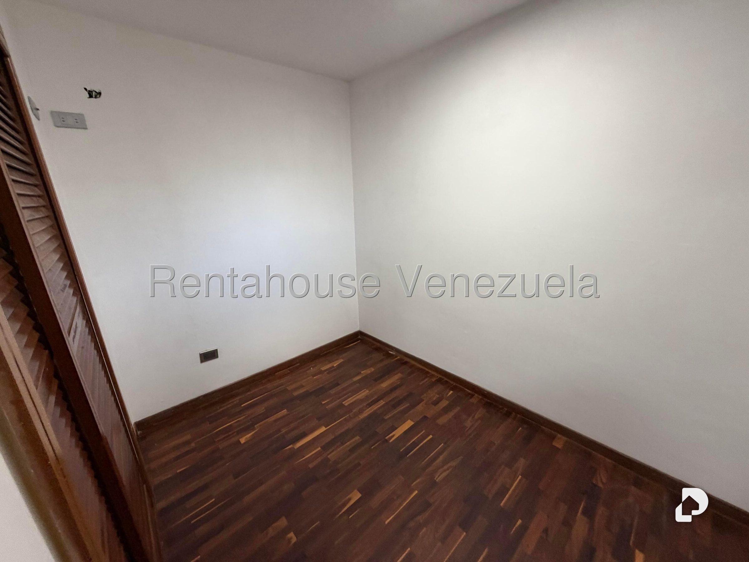 Apartamento en La Boyera, Caracas – 14