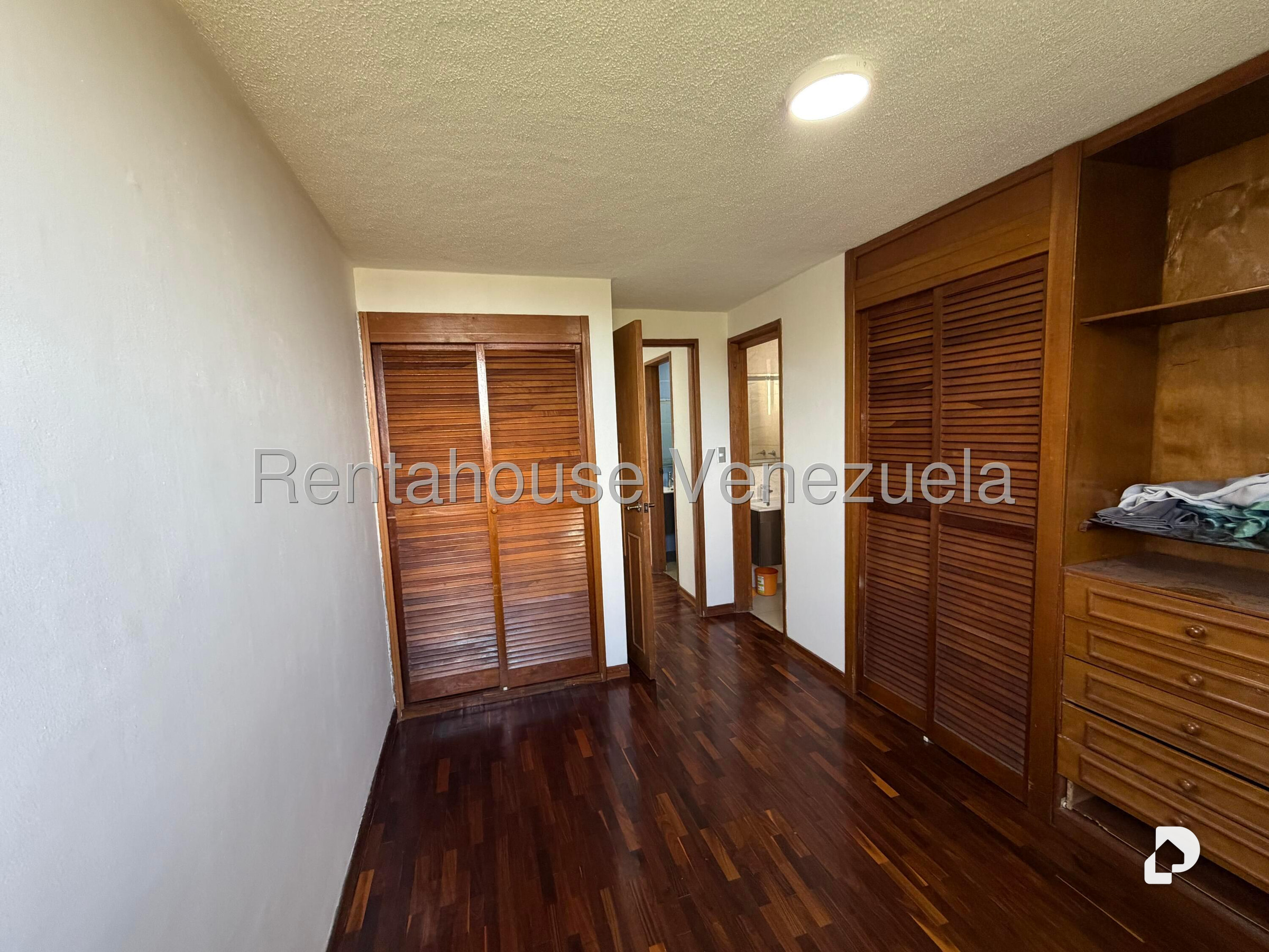 Apartamento en La Boyera, Caracas – 15