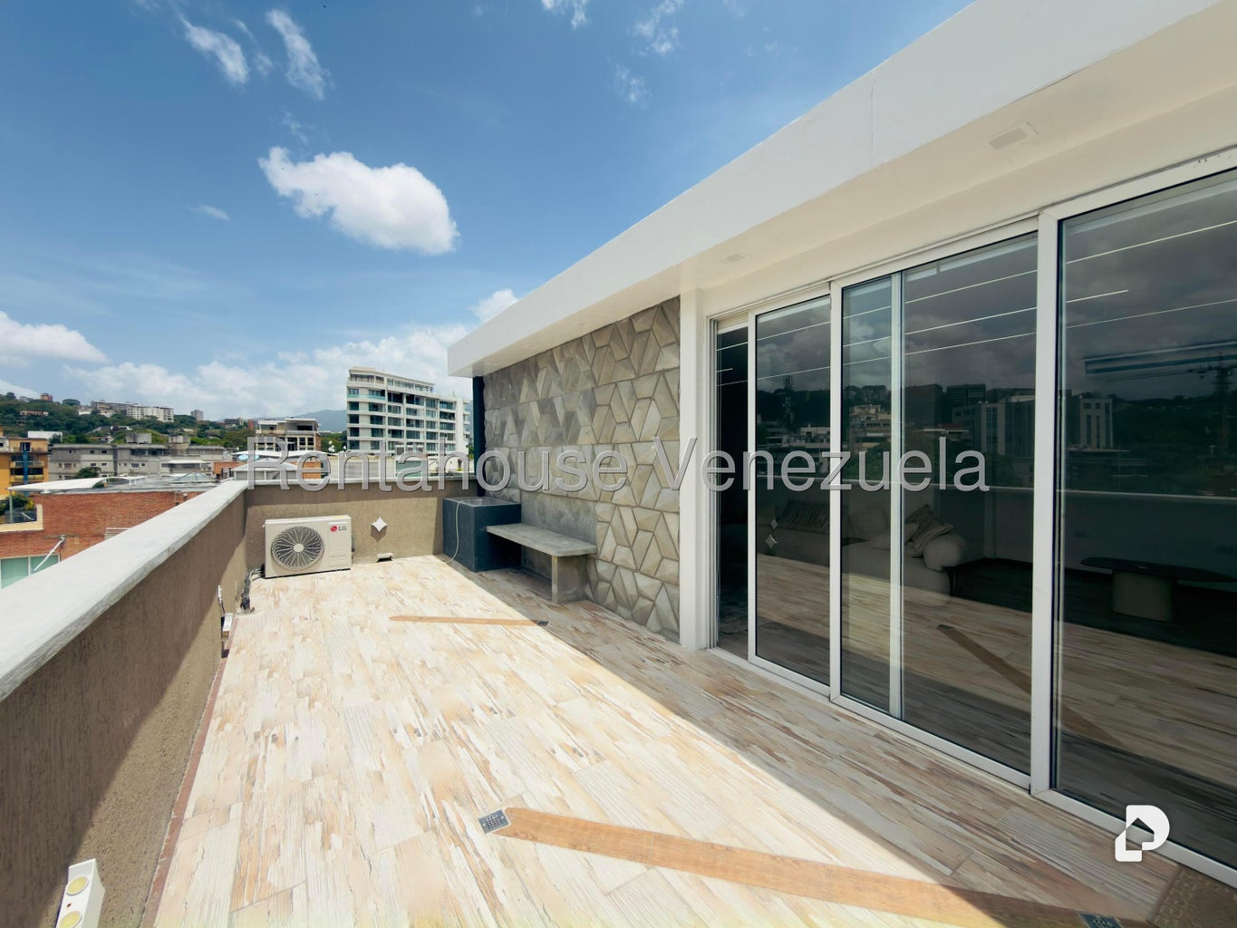 Apartamento en Los Naranjos de las Mercedes, Caracas – 9