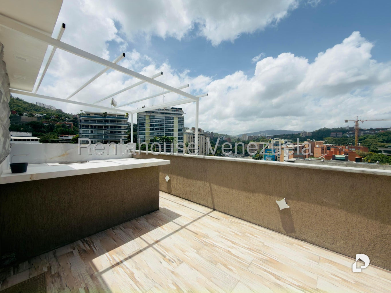 Apartamento en Los Naranjos de las Mercedes, Caracas – 14