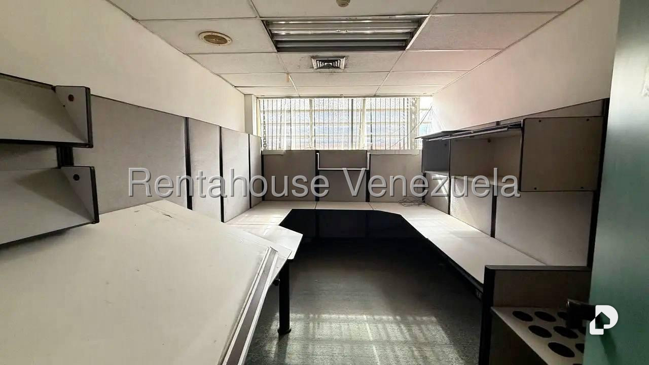 Edificio en Los Ruices, Caracas – 19