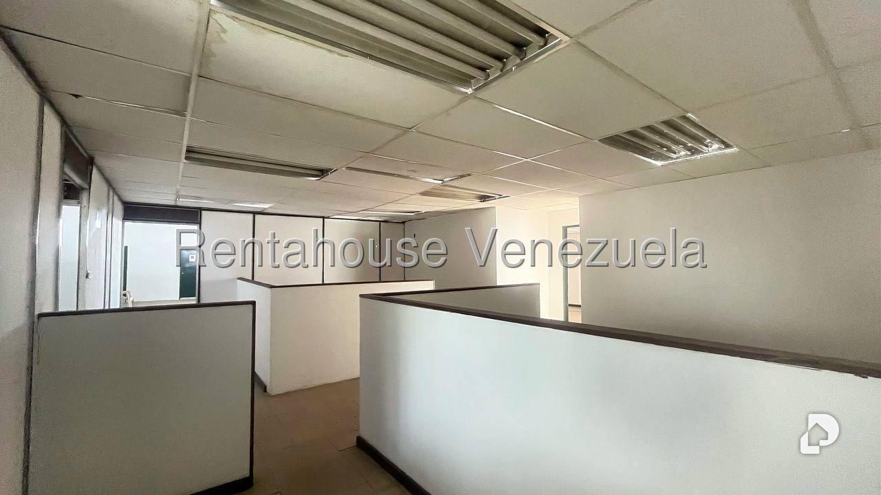 Edificio en Los Ruices, Caracas – 25