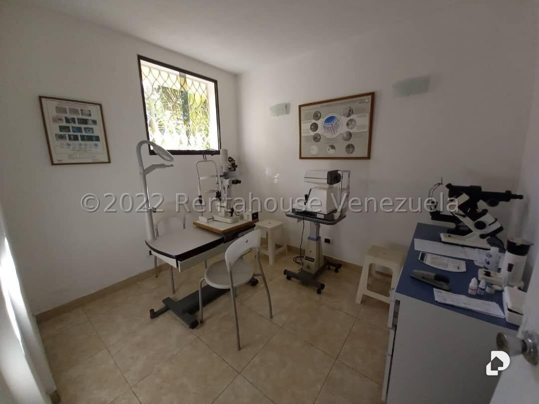 Terreno en Santa Eduvigis, Caracas – 27