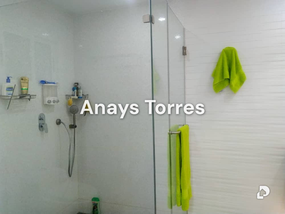 Casa en Rosaleda Norte, Altos Mirandinos – 24